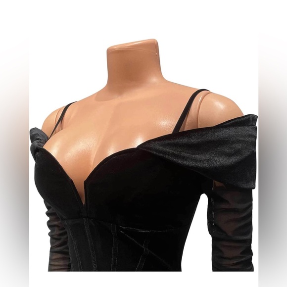 Women's Off-Shoulder Mesh Velvet Bodycon Dress with Ruffle Sleeves Black - Picture 7 of 7